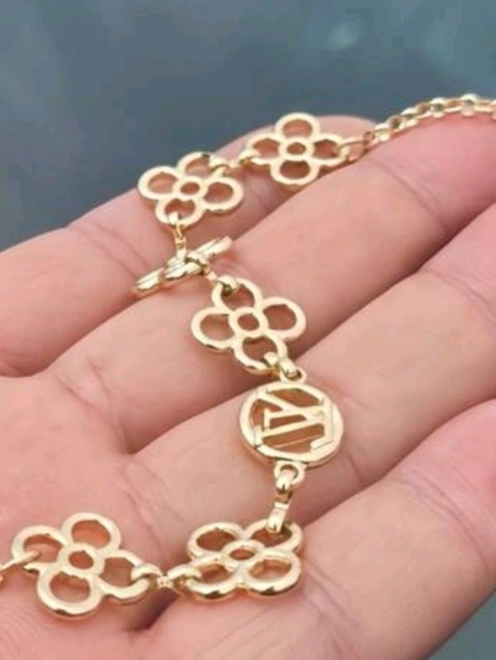 Luxury Jewelry Set - Picture 9 of 9